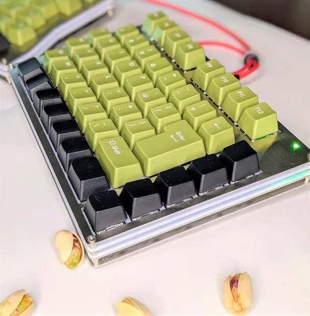 らて Pistachio